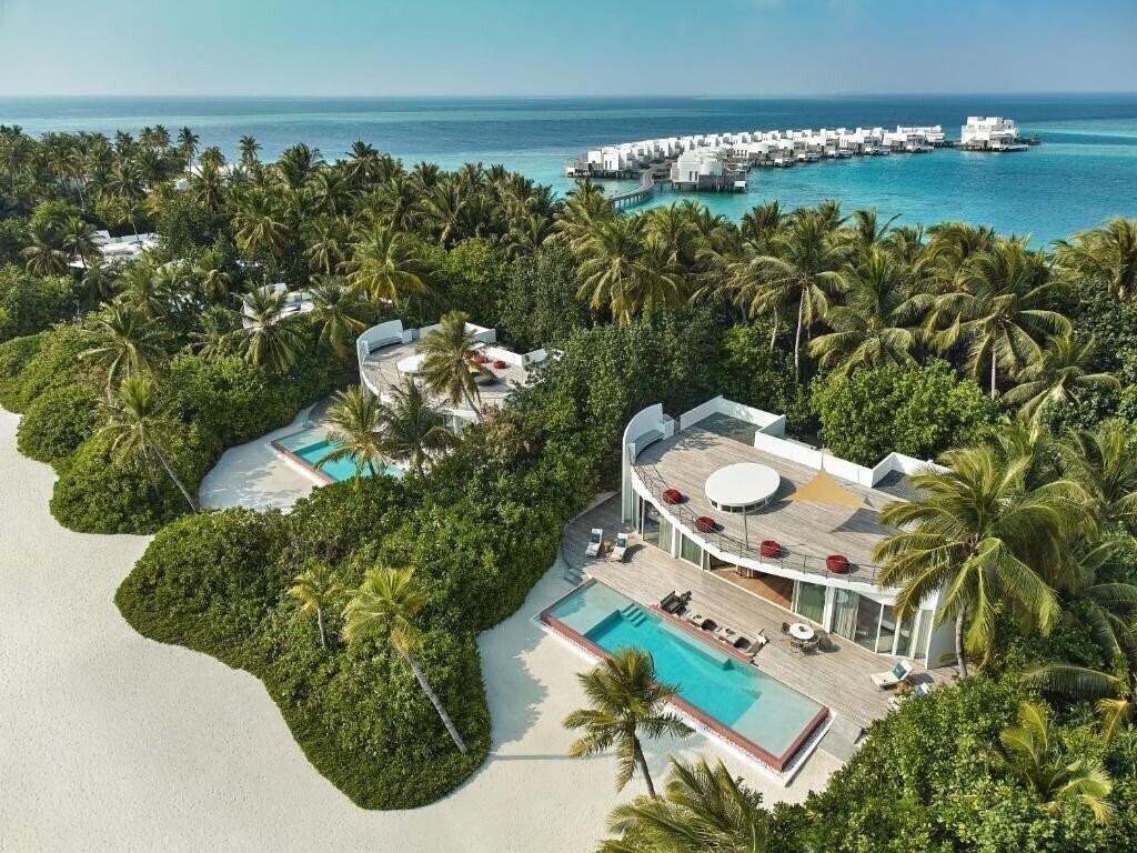 Картинка Jumeirah Maldives (ex. LUX North Male Atoll Resort & Villas) 5*