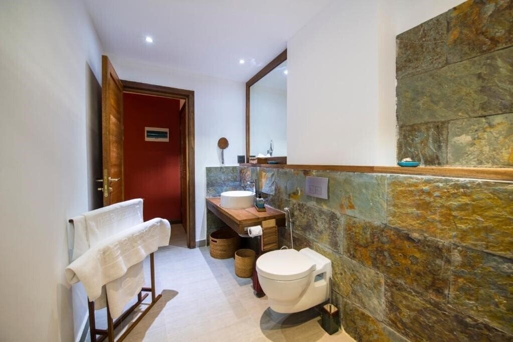 Фото The Barefoot Eco Hotel (Guest House) Guest House 3*