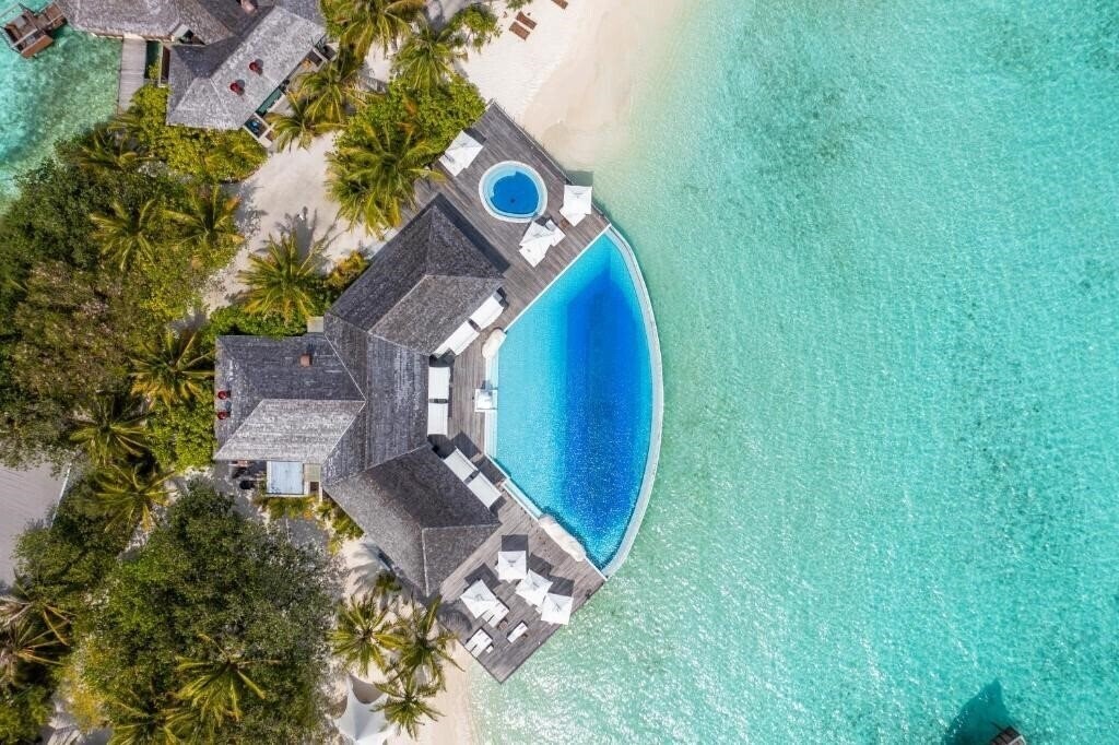 Фотография Lily Beach Island Resort 4*