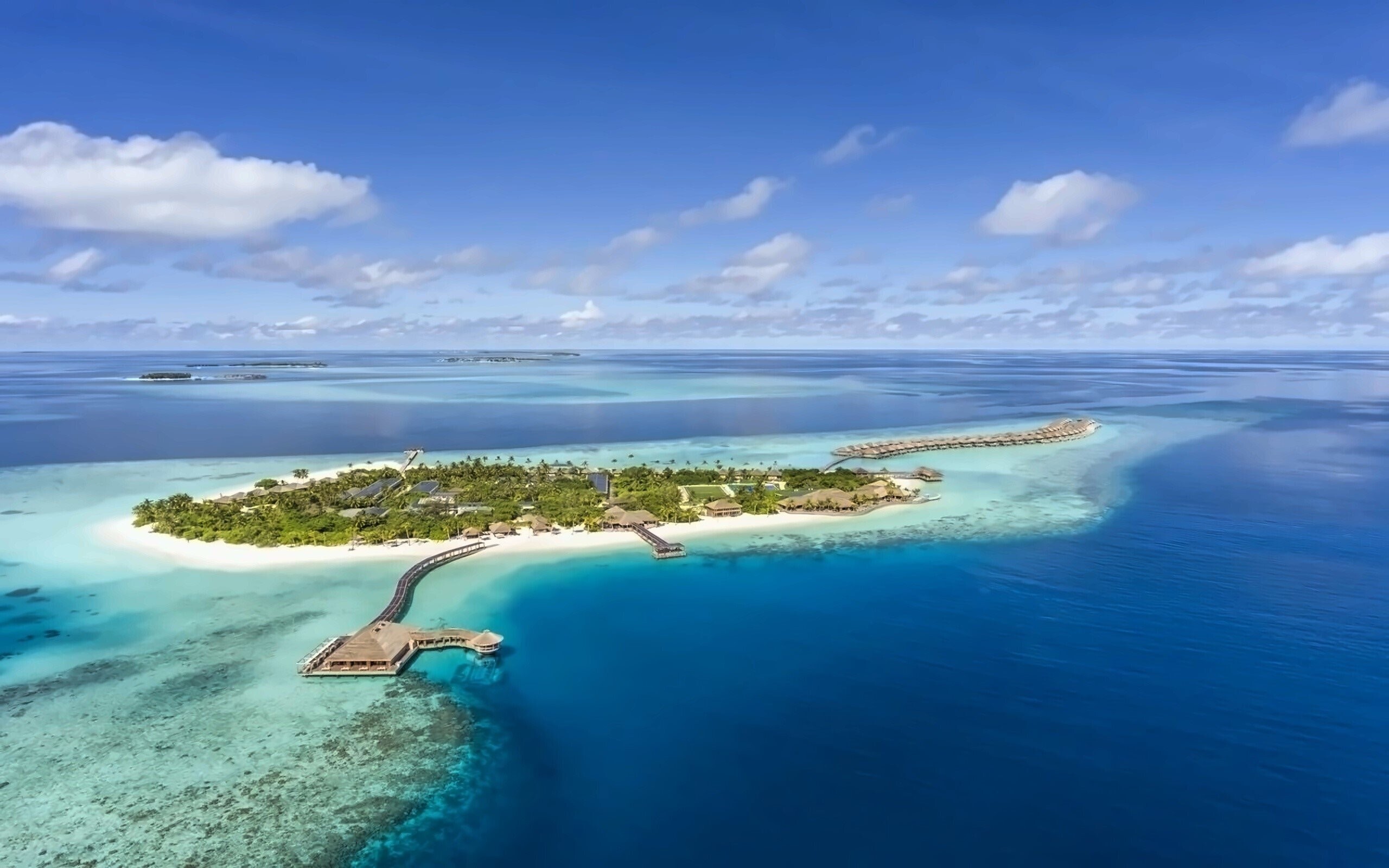 Отель Hurawalhi Island Resort 5*