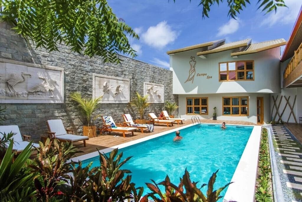 Kaani Village 3* қонақ үйі