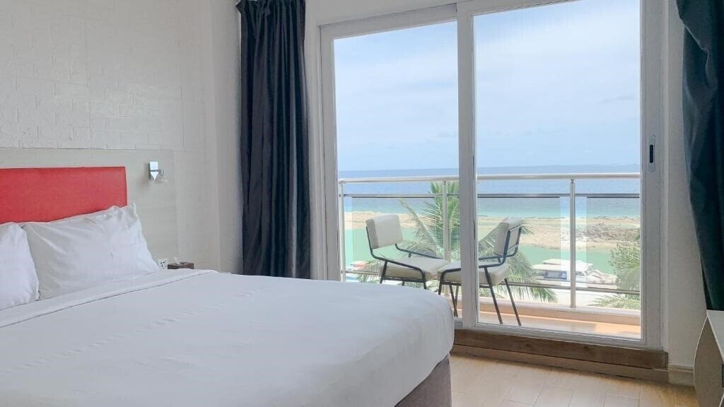 Картинка Icom Marina Maafushi Guest House 3*