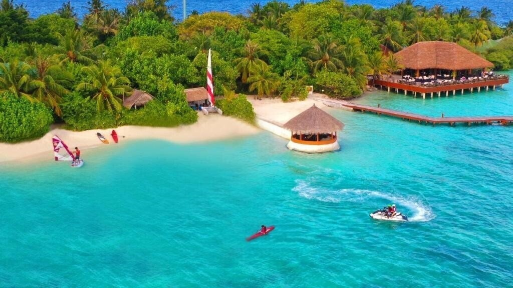 Фотография Eriyadu Island Resort 4*