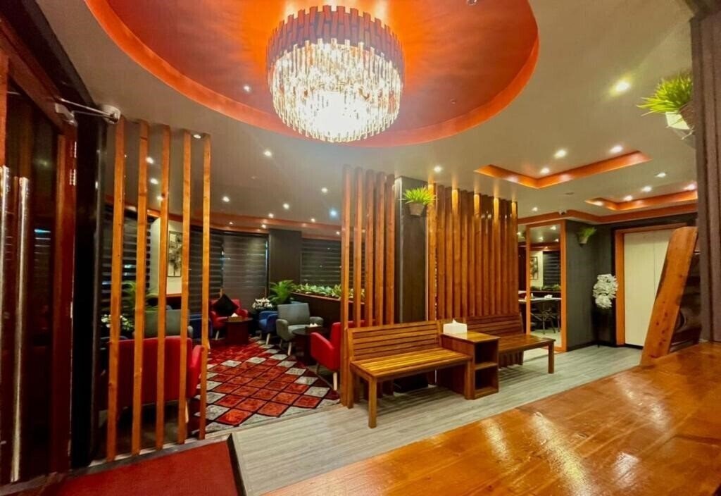 Отель Beehive Nalahiya 4*