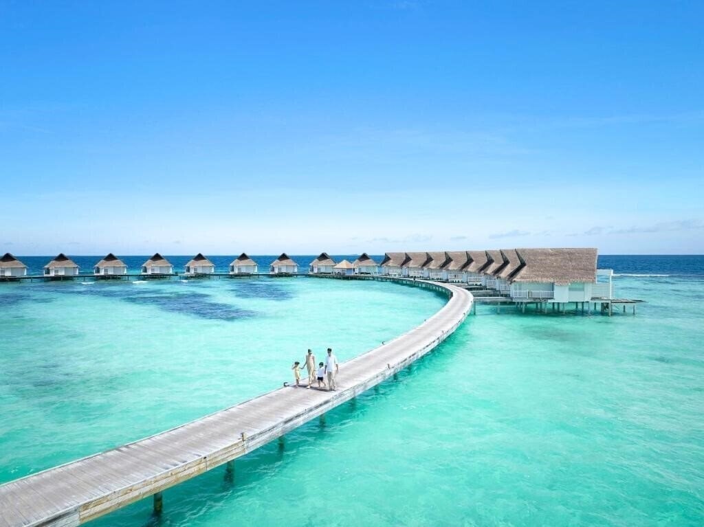 Фотография Centara Grand Island Resort & SPA Maldives 5*