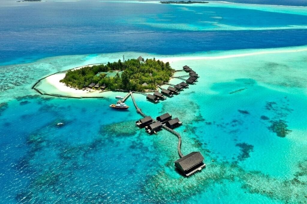Gangehi Island Resort 5* қонақ үйі
