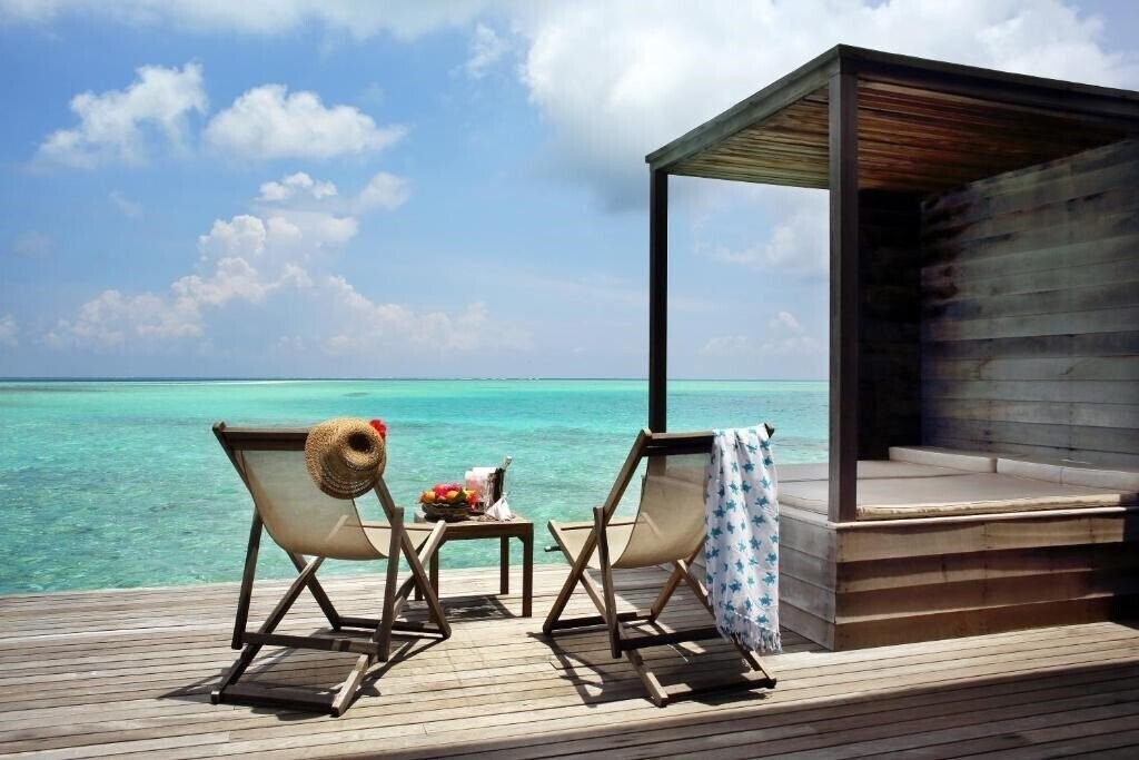 Gangehi Island Resort 5* фотосуреті