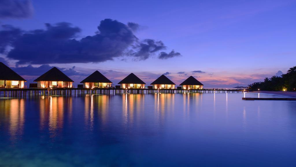 Adaaran Prestige Water Villas 5* қонақ үйі