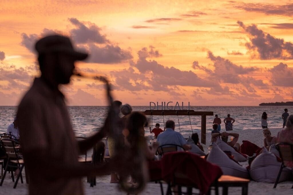 Dhigali Maldives 5* суреті
