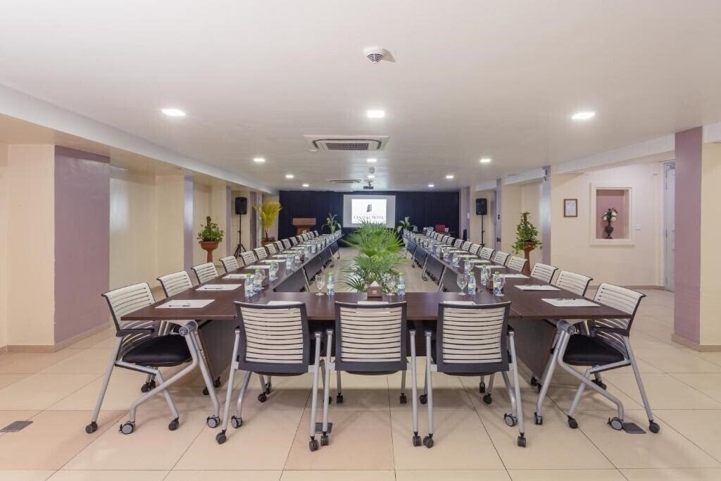 Картинка Champa Central Hotel (Guest House) 3*