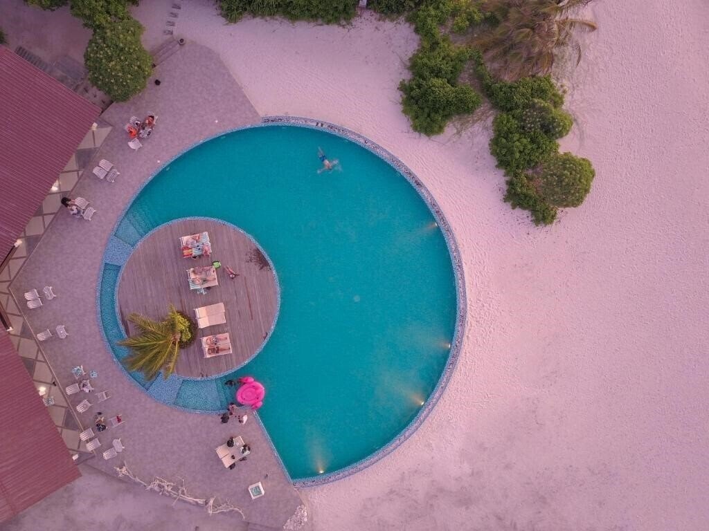 Фото Hondaafushi Island Resort 4*