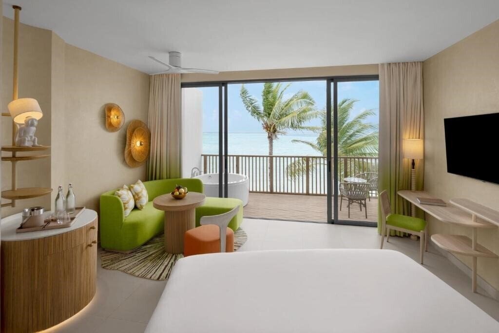 Фото Centara Mirage Lagoon Maldives 4*