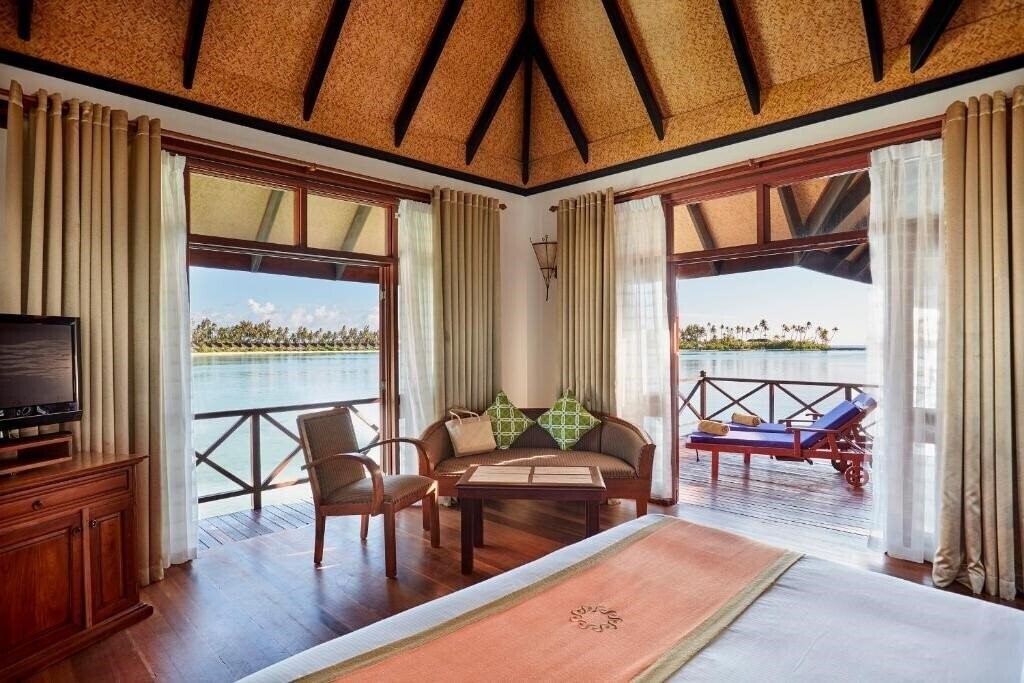 Изображение Olhuveli Beach & Spa Resort 4*