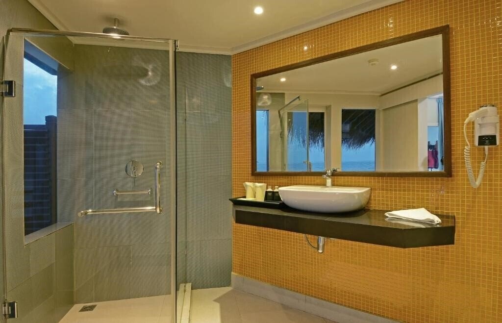 Adaaran Club Rannalhi 4* фотосуреті