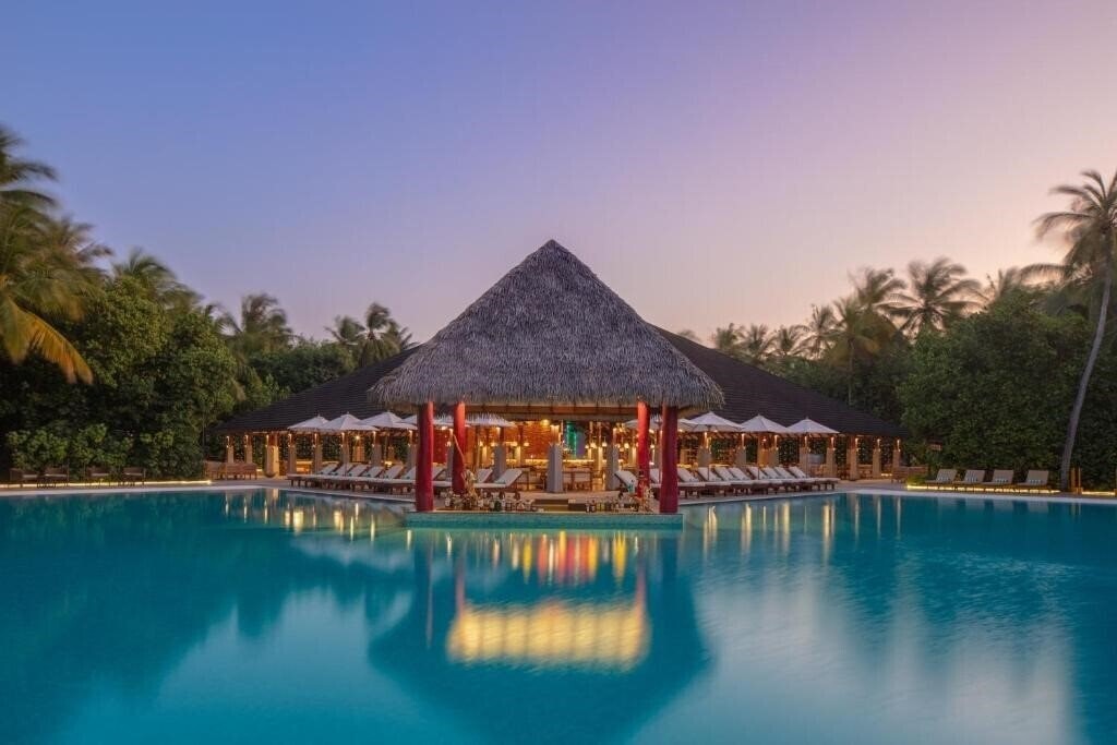Фотография Adaaran Meedhupparu Water Villas 5*