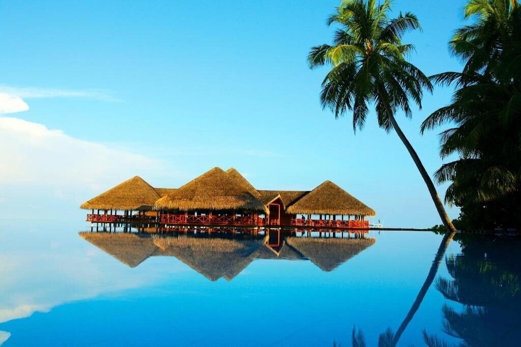 Отель Medhufushi Island Resort (ex. Medhufushi Resort) 4*