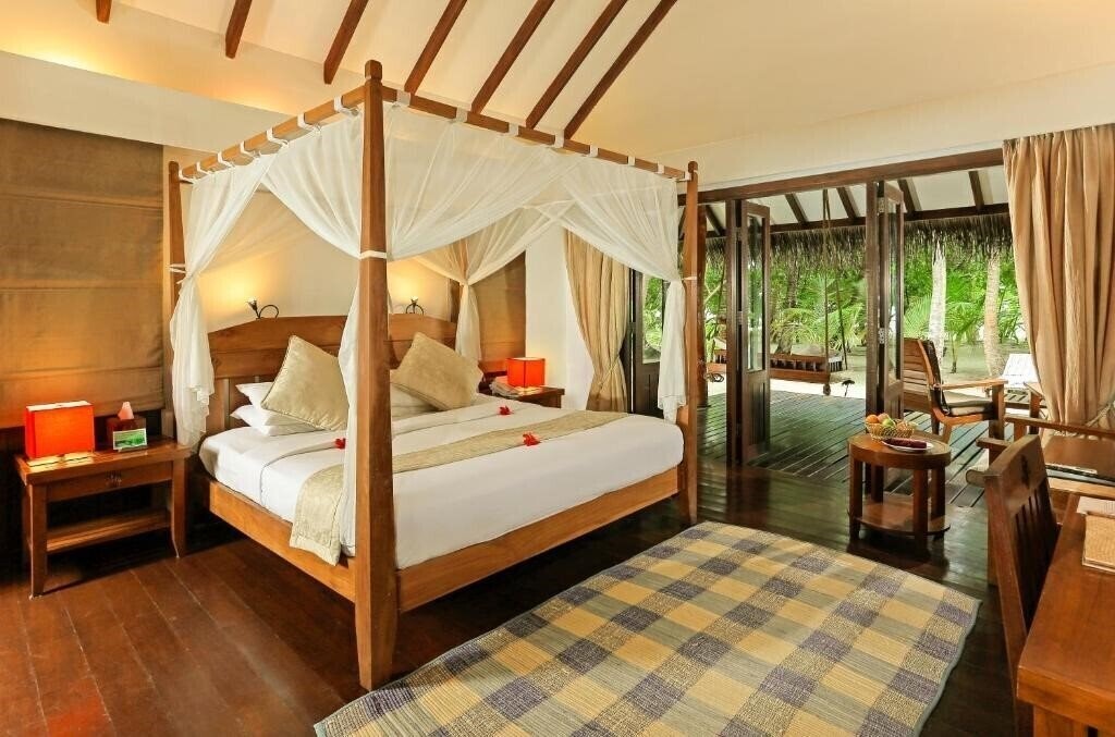 Фотография Medhufushi Island Resort 4*