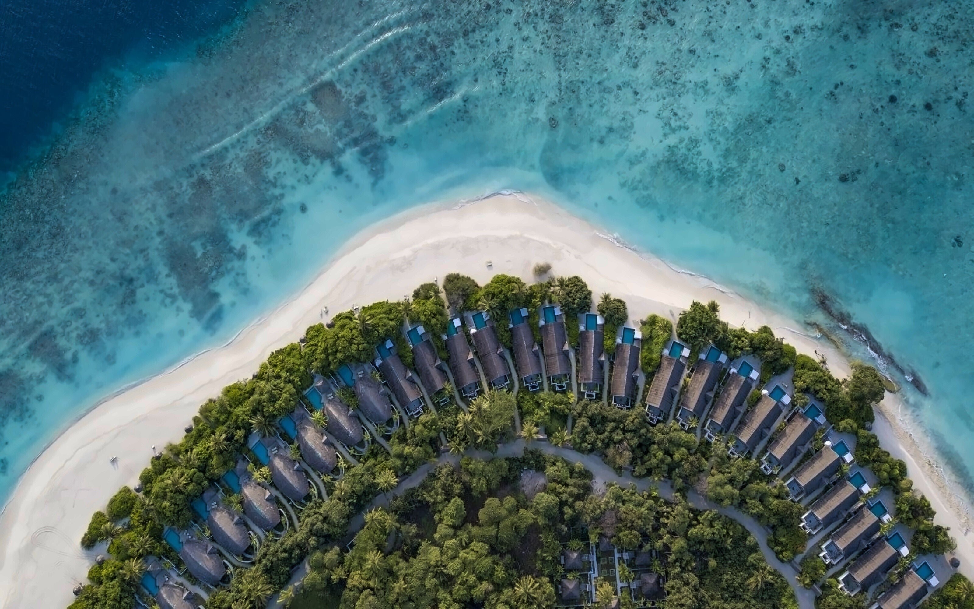 Furaveri Island Resort 5* фотосуреті