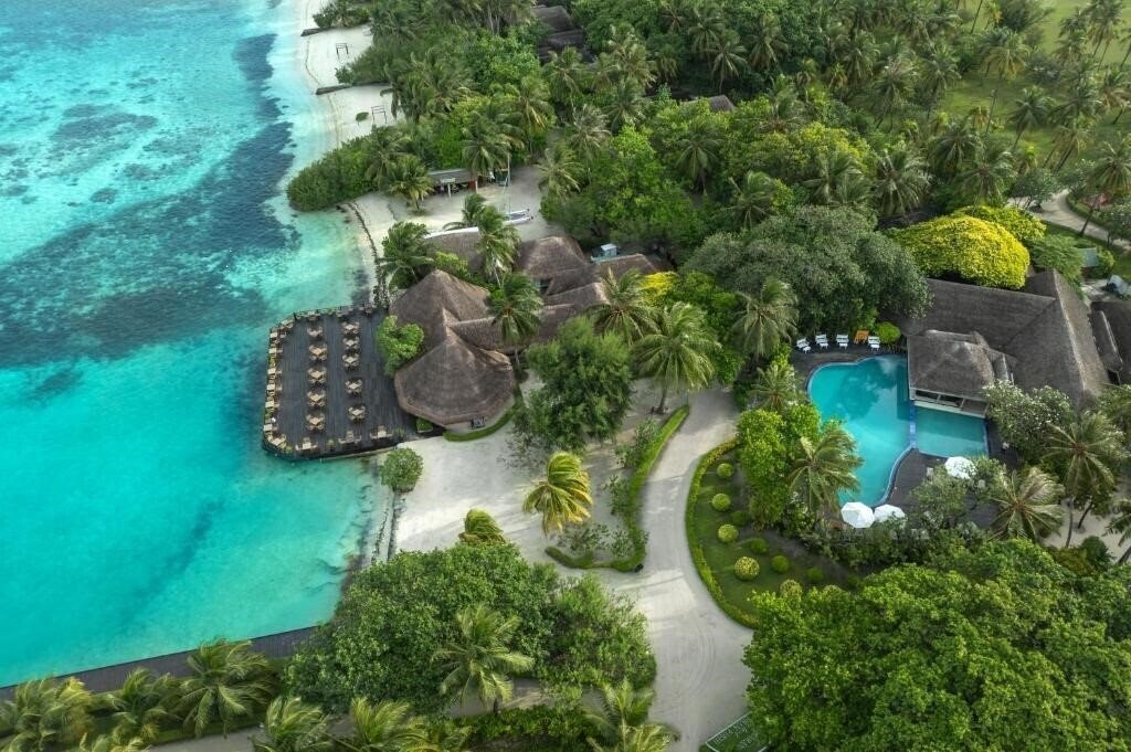 Adaaran Prestige Ocean Villas Hundhuran Fushi 4* қонақ үйі