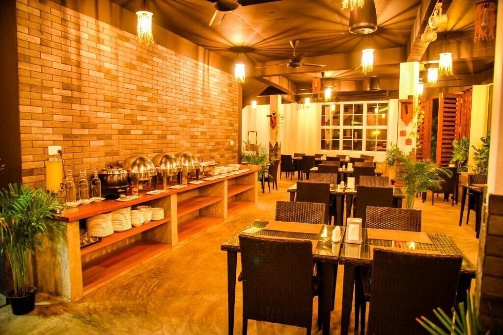 Rashu Hiyaa Guest House 3* суреті