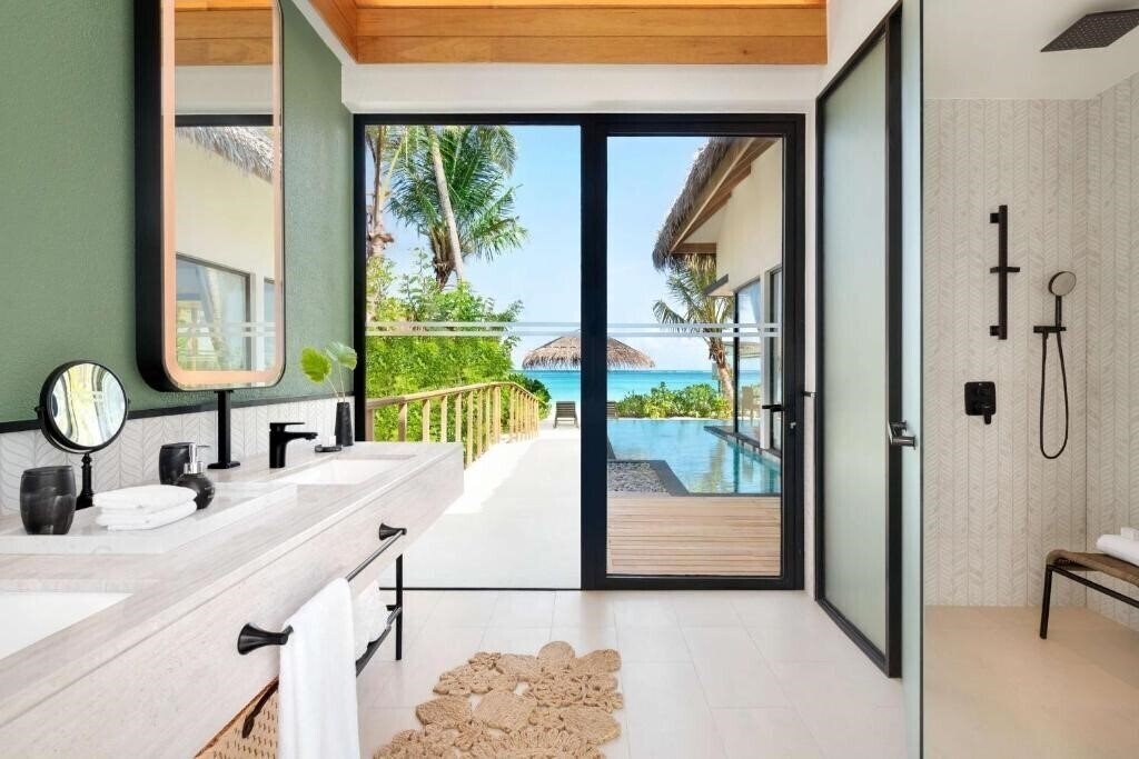 Фото Hilton Maldives Amingiri Resort & SPA 5*