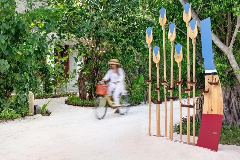 Hilton Maldives Amingiri Resort & SPA 5* суреті