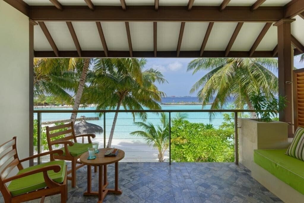 Kurumba Maldives 5* суреті