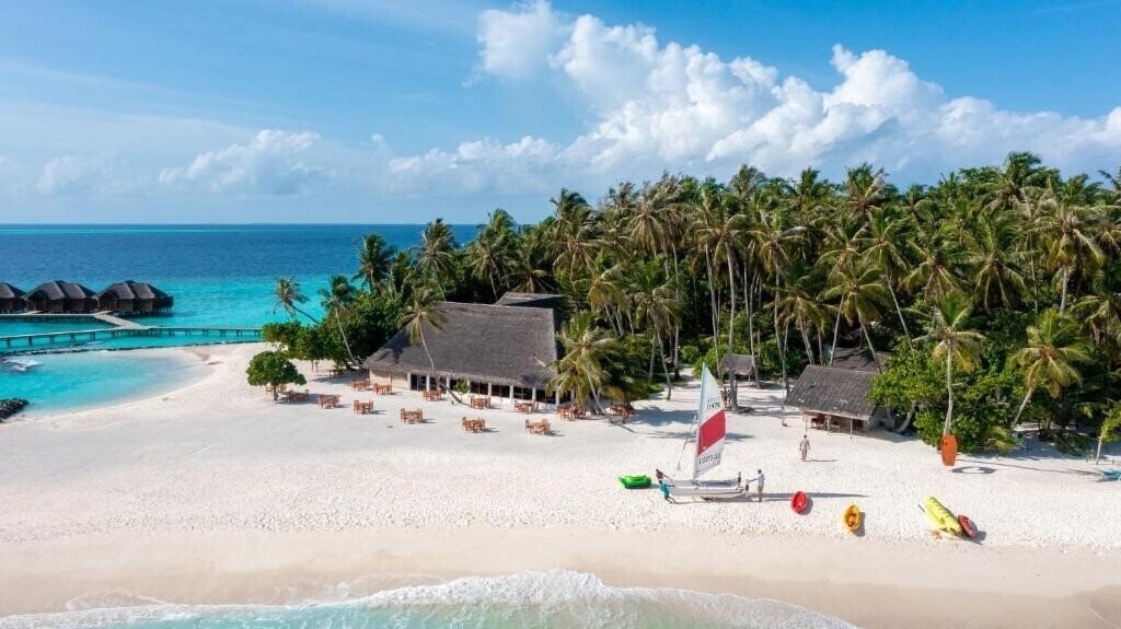 Фотография Fihalhohi Island Resort 4*