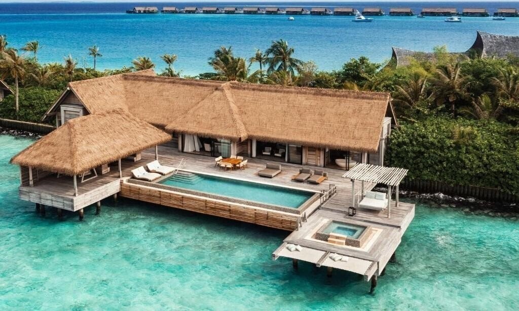 Отель Waldorf Astoria Maldives Ithaafushi 5*