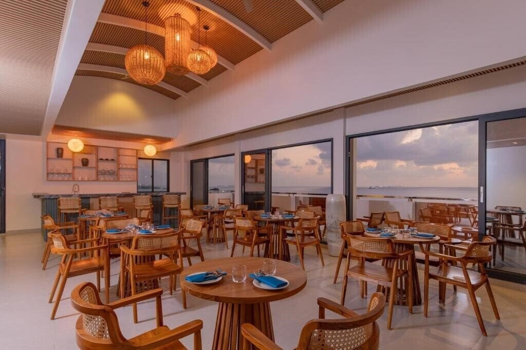 Изображение Arrival Beach & SPA, Gulhi 4*