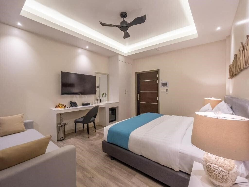 Sky Beach Maldives Guest House 3* суреті