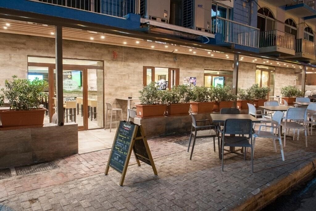 Euroclub Hotel 3* фотосуреті