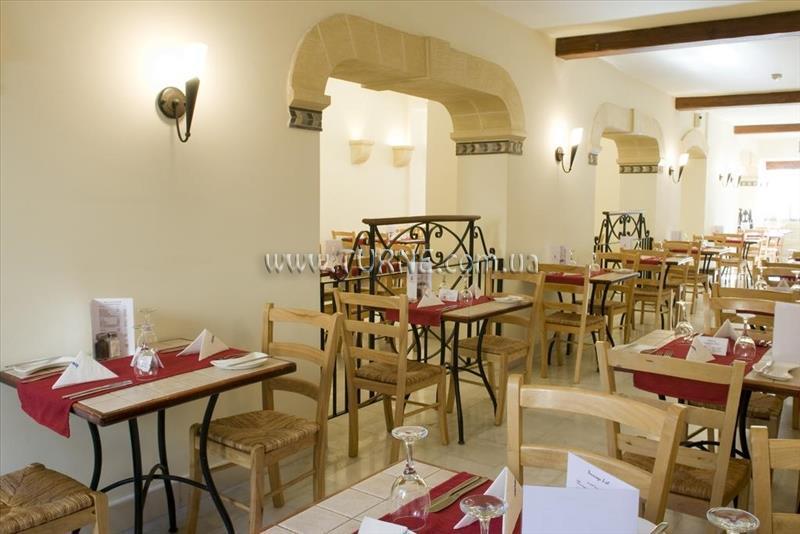 Sunflower Hotel 3* суреті