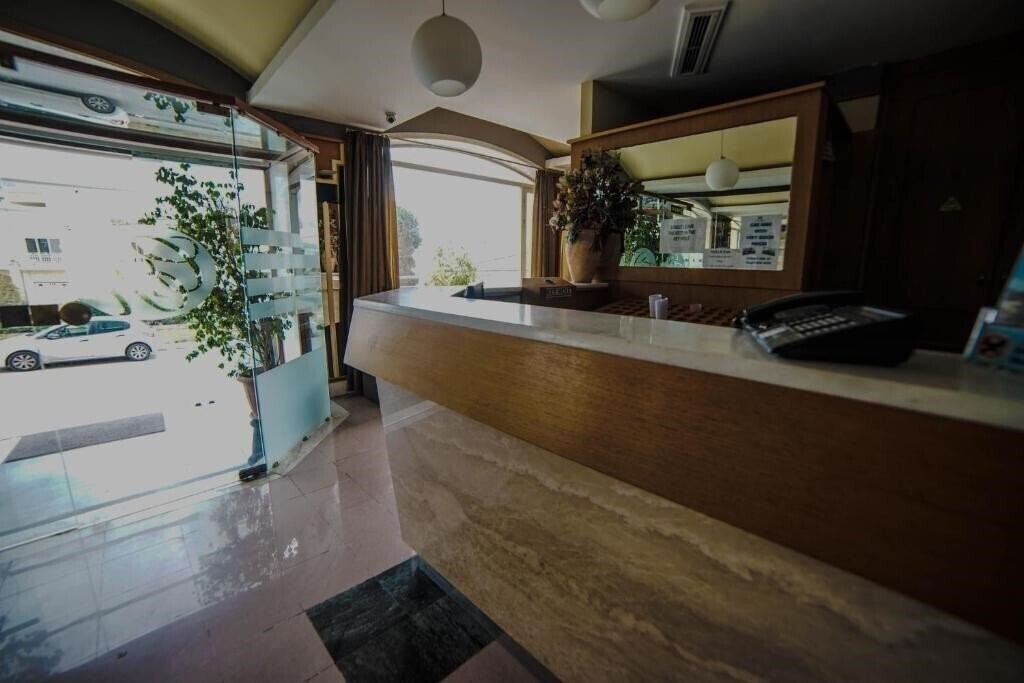 Coral Hotel 3* суреті