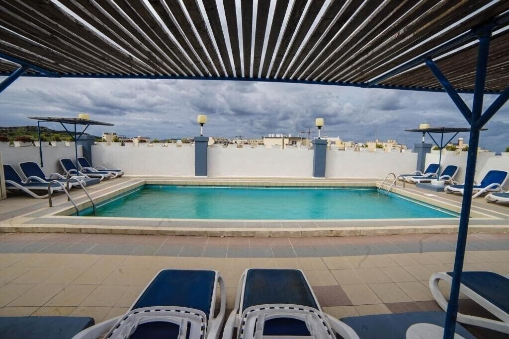 Coral Hotel 3* суреті