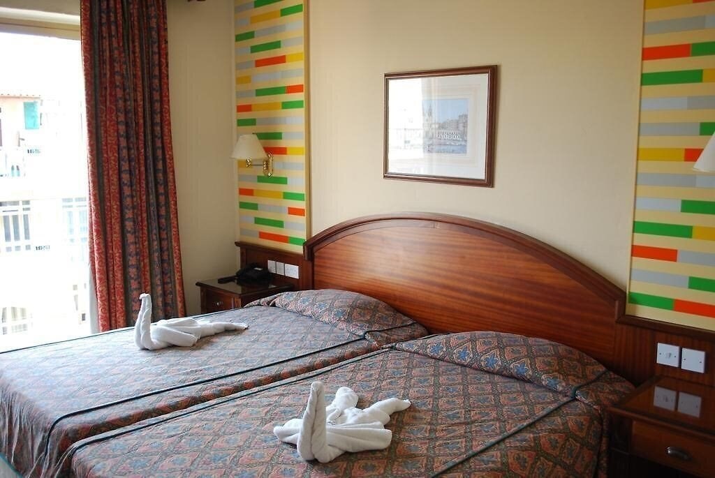 Bugibba 3* суреті