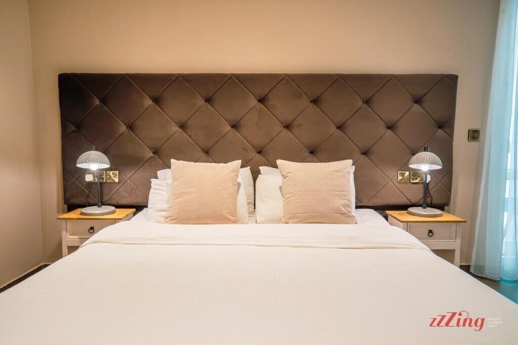 Изображение The Segond 4*