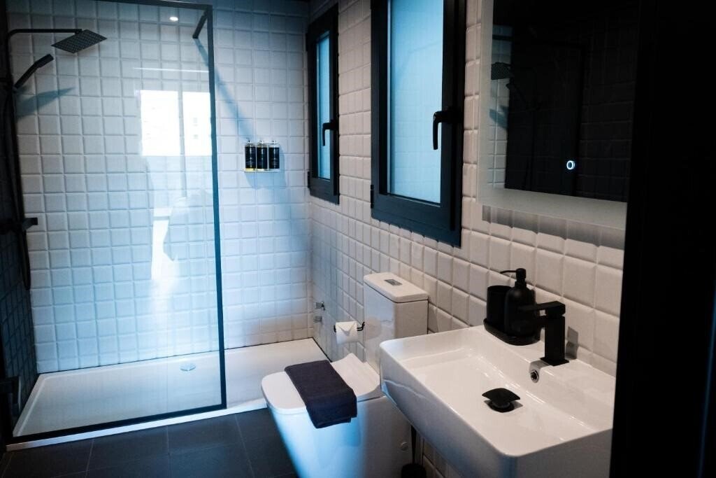 Фото Ulysses Aparthotel 3*