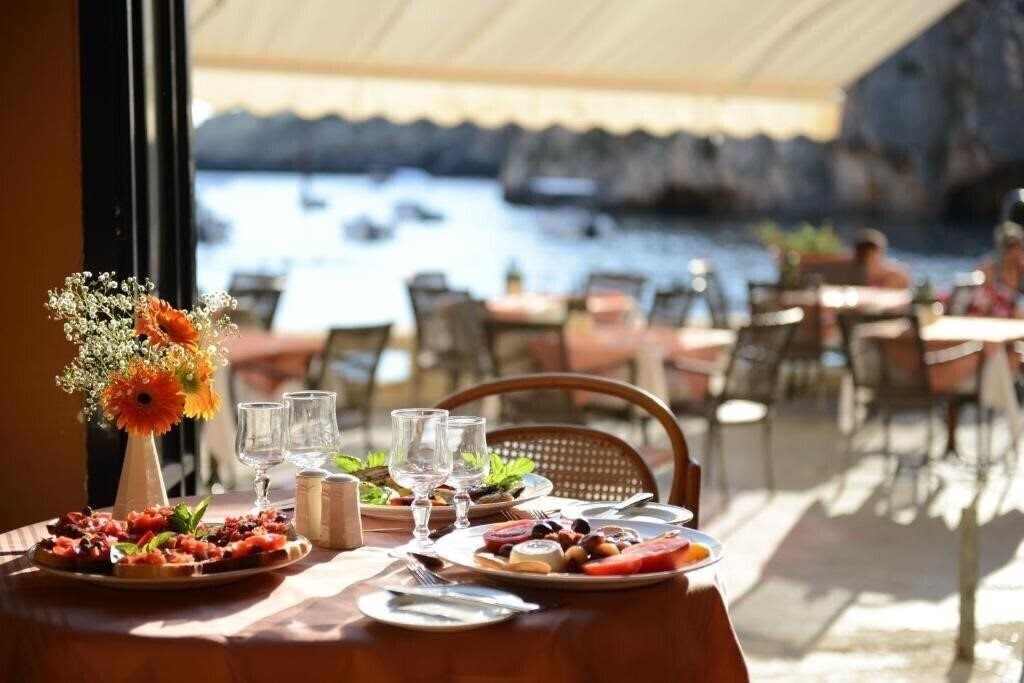 St. Patrick`s Hotel 4* суреті