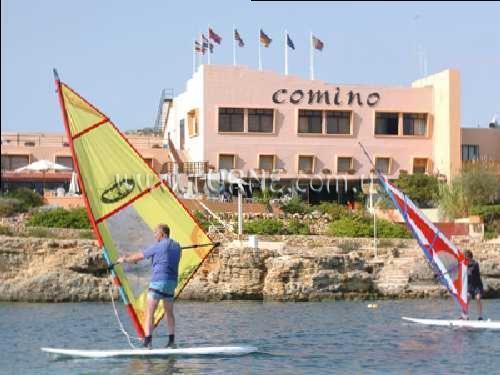 Comino Hotel 4* қонақ үйі