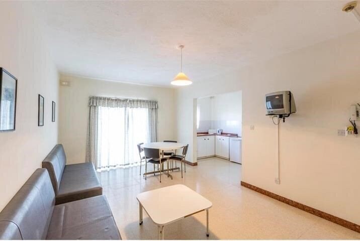 Huli Hotel & Apartments 2* фотосуреті