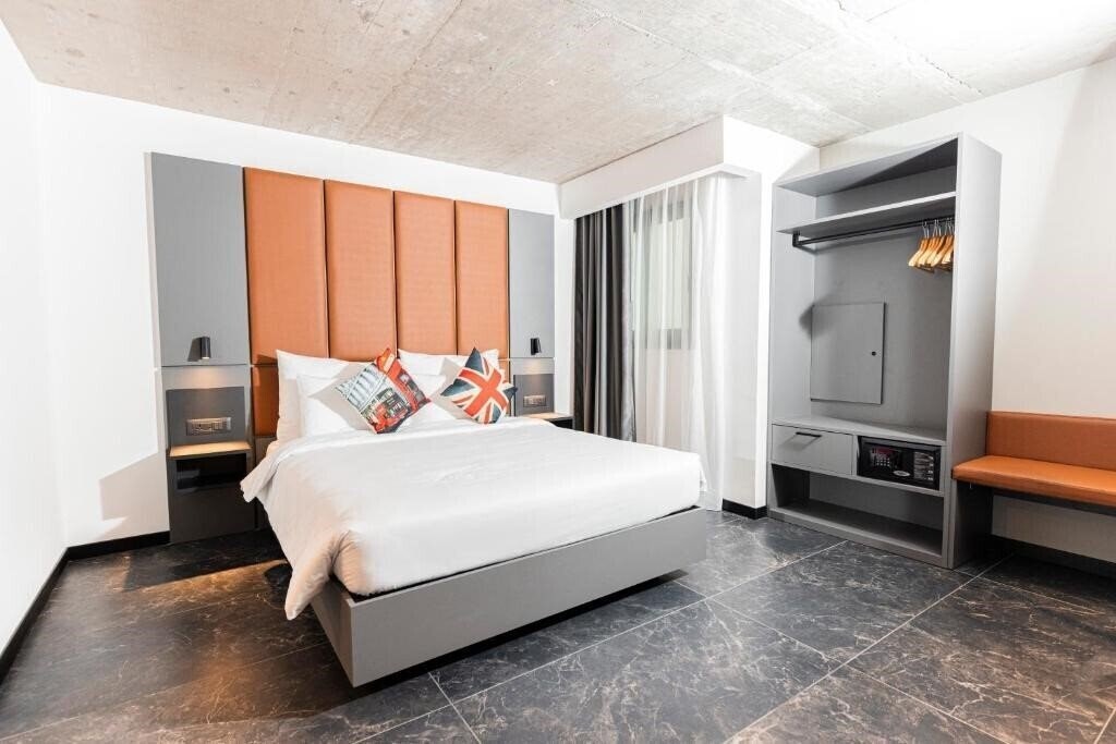 The Londoner 3* суреті