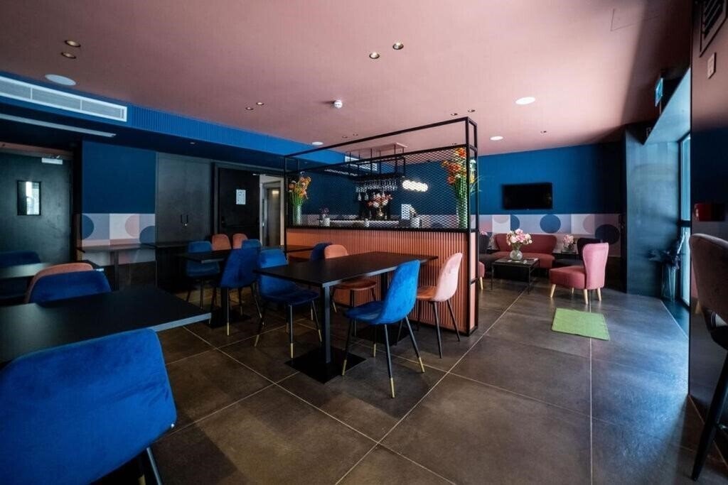 Фото Eleven By Warren Collection 3*