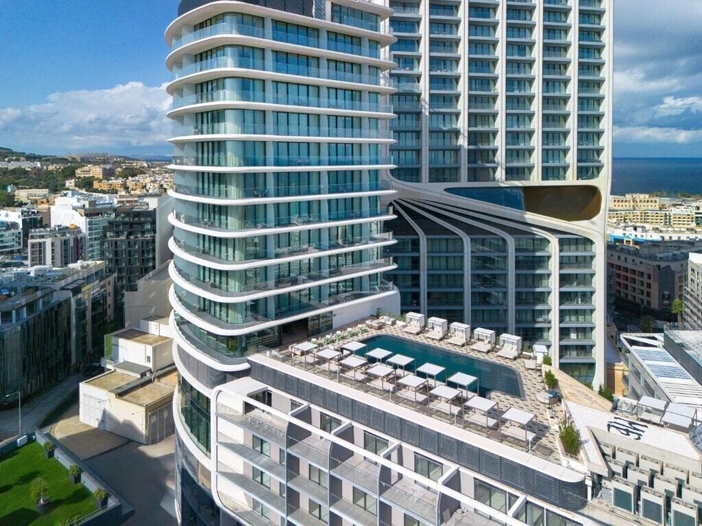 Me Malta 5* суреті