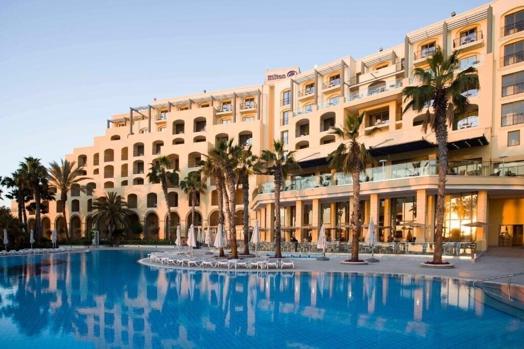 Hilton Malta 5* қонақ үйі