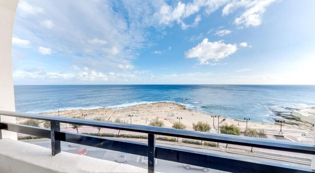 Europa Hotel 2* суреті