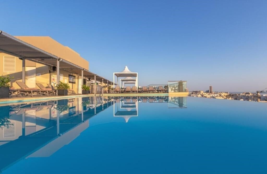 Фото AX The Palace Malta 5*