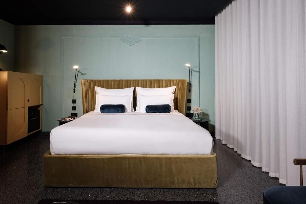 Rosselli 5* суреті