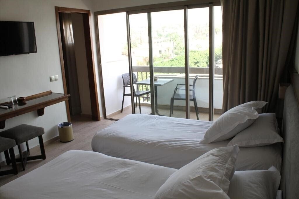 Отель Afeni Hotel 3*