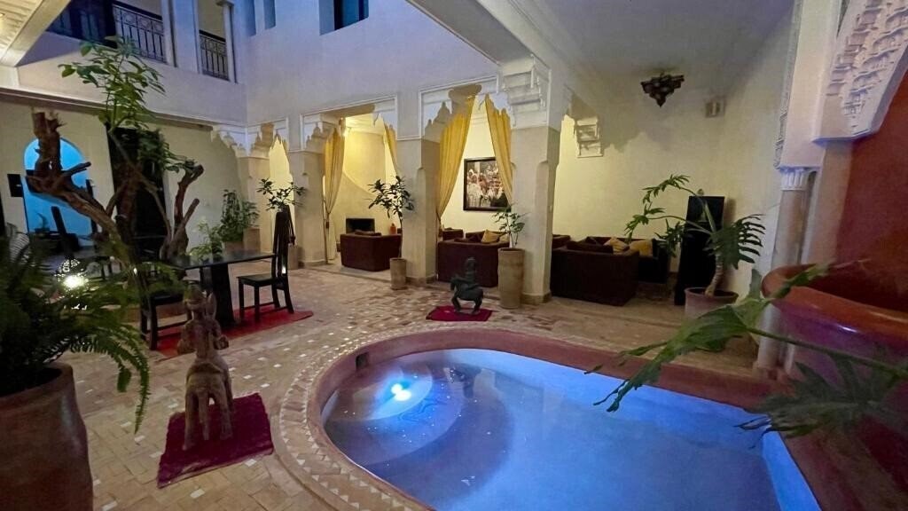 Отель Riad Dar Foundouk 4*